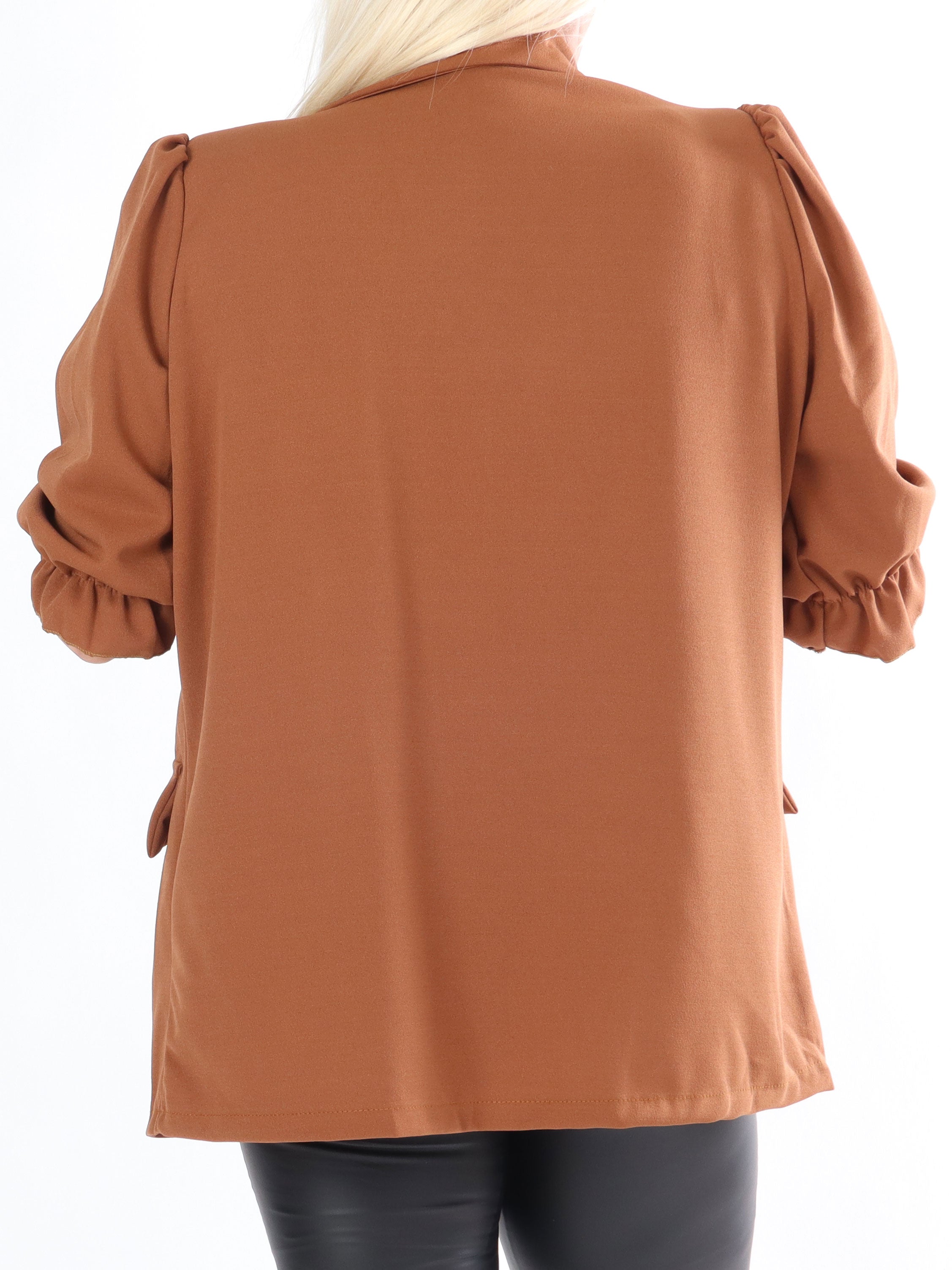 Amelia - Söt kofta med puffärmar och guldknapp